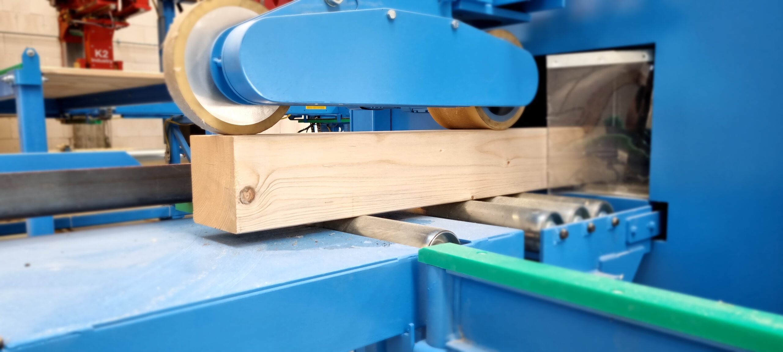 Read more about the article Jak produkuje się więźby dachowe CNC? Produkcja krok po kroku – Meister Bau